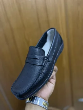 حذاء رجالي أنيق